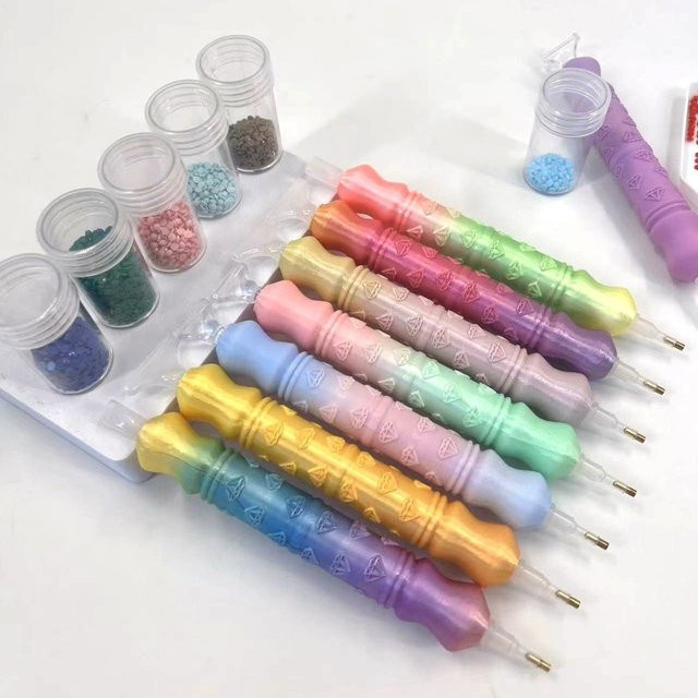 5D-Diamant-Malstift-Set mit 5 multifunktionalen Ersatz-Stiftköpfen in Multicolour aus Kunststoff für DIY-Handwerk und Stickerei - Bild 1