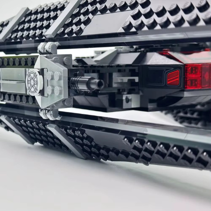 Disney Star Wars Kylo Ren's TIE Starfighter, MOC Space Battle Series, Bausteine, 630 Teile - Bild 3