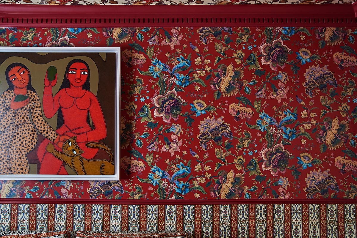 House of Hackney Wandtattoo Majorelle Henna Mural in Rot mit botanischem Floral-Design, Breite: 540 cm, Höhe: 300 cm - Bild 1