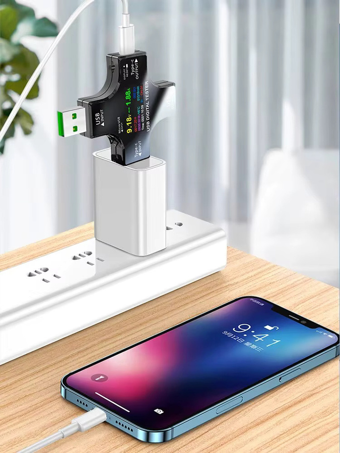 ATORCH USB-C PD Digital Voltmeter und Amperemeter zur Messung von Spannung und Strom bis 8,0 A in Schwarz - Bild 7