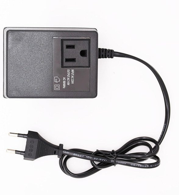 KONNWEI Spannungswandler Reiseadapter mit 2 Rundstiftsteckern 200W in Grau - Bild 1
