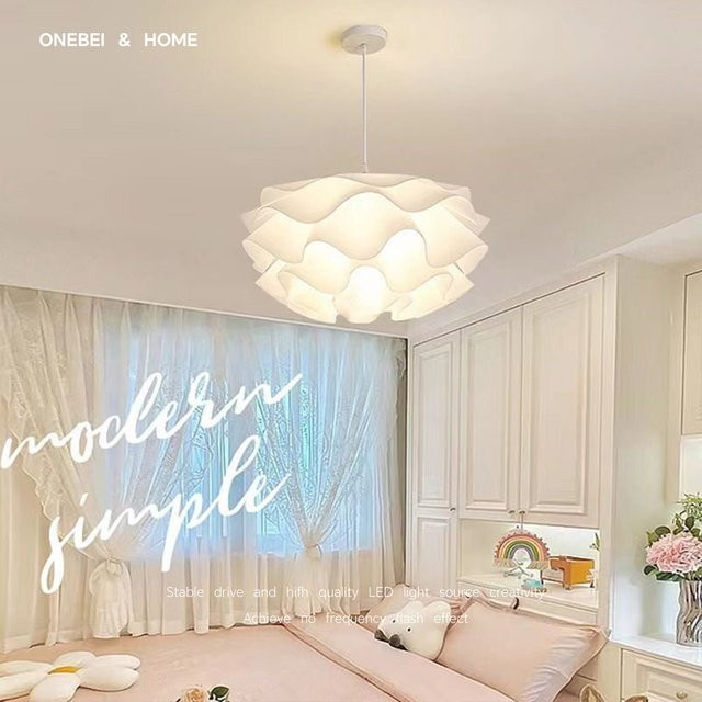 ONEBEI Moderner Nordic LED Kronleuchter in Weiß mit Acryl-Blumen-Design für Wohnzimmer, Schlafzimmer und Esszimmer, Warmweiß - Bild 1