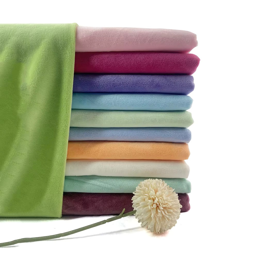 SEWBATO Minky-Plüschstoff aus 100 % Polyester, 1,5 mm Dicke, B x H: 50 x 45 cm, weich und gemütlich für Puppen und Kissen - Bild 6