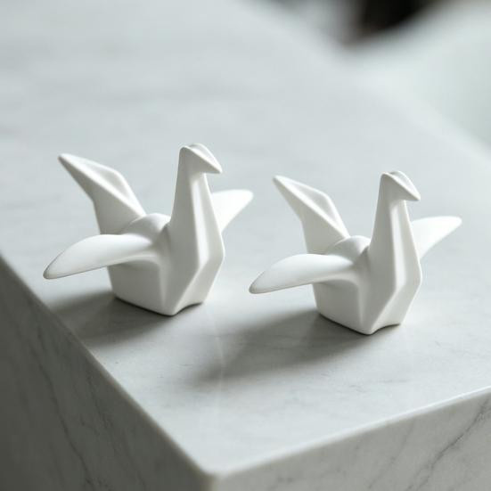 Moderne Geometrische Origami-Kranich Figur aus Keramik in Silber - Bild 2