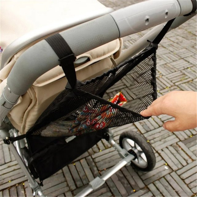 Schwarze Aufbewahrungstasche aus Netzstoff für Kinderwagen zur Organisation von Windeln, Flaschen und Spielzeug - Bild 1