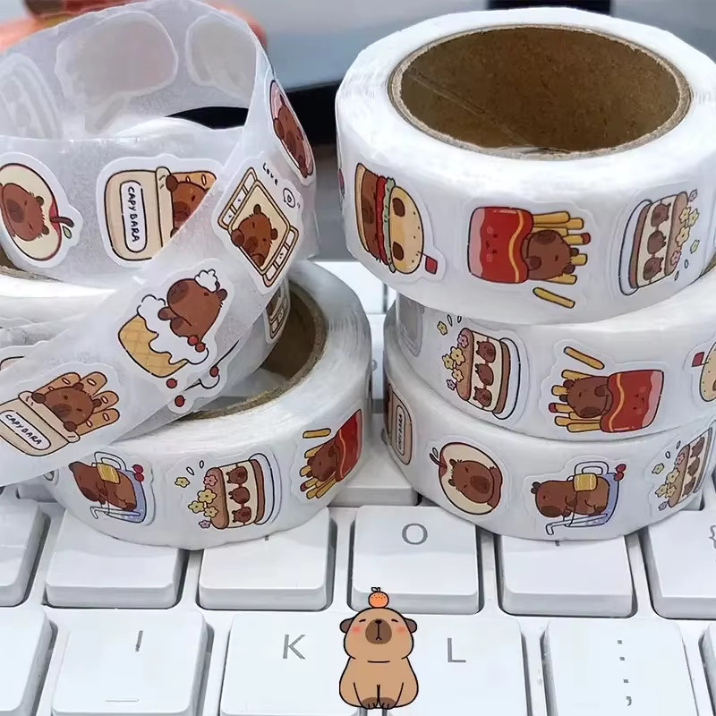 Bandai Capybara Aufkleber-Rolle mit 500 Stück, wasserfeste PVC-Selbstklebeaufkleber in Multicolor mit niedlichen Tier- und Lebensmittel-Motiven für Laptops, Scrapbooks und Handys - Bild 3