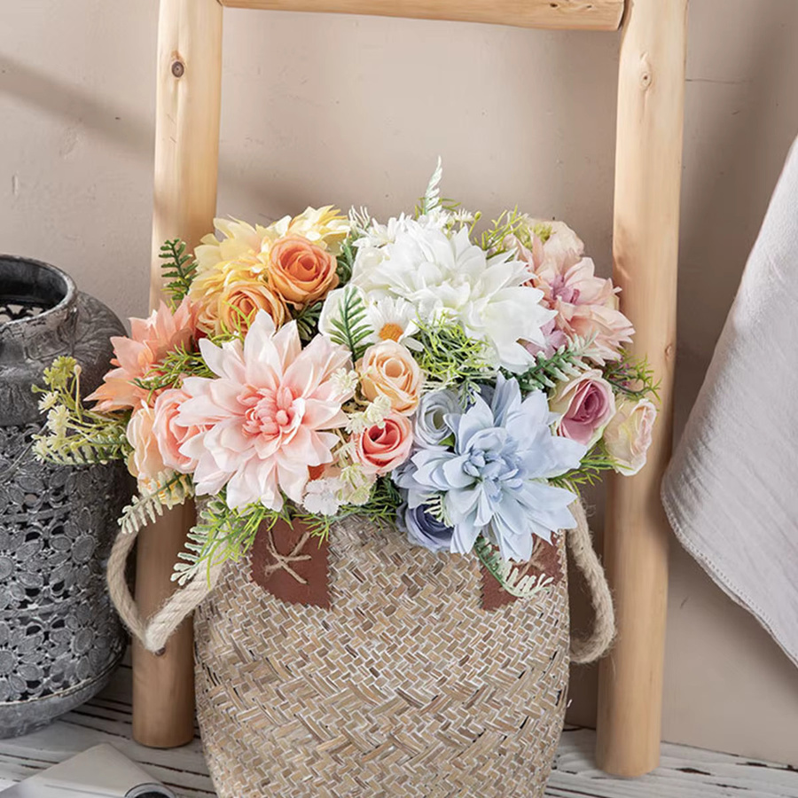 Künstliche Blumen Kombination aus Dahlien und kleinen Rosen in Weiß und Multicolour für Hochzeit, Dekoration und Fotografie - Bild 1