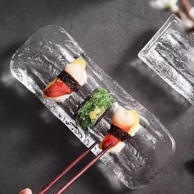 Rechteckiger Glas-Sashimi-Sushi-Teller in Transparent zum Servieren von Sushi, Dips oder Desserts - Bild 3