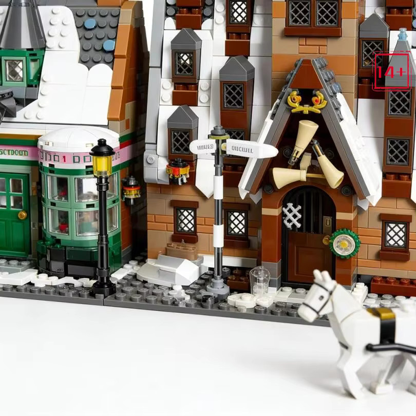 LEGO Harry Potter Hogsmeade, Baustein-Set, 3.228 Teile, ab 14 Jahren - Bild 2
