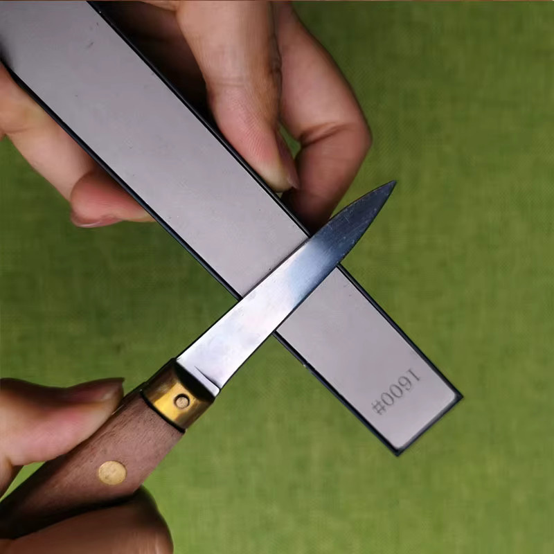 RSCHEF Diamant-Messerschärfer als professionelle Schleifsteinstange in Grau - Bild 1