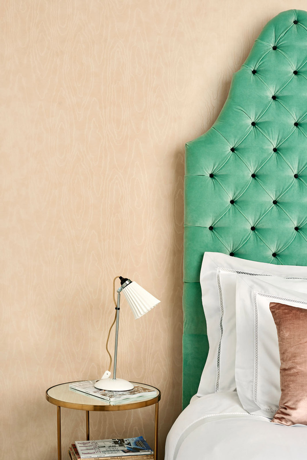 Cole & Son Tapete Watered Silk in Pink mit abstraktem modernem Design aus Vlies - Bild 1