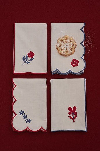 Jotex SELJA Serviette 4er-Pack Weiß mit grafischem skandinavischem Design, B/B: 45 x 45 cm - Bild 1