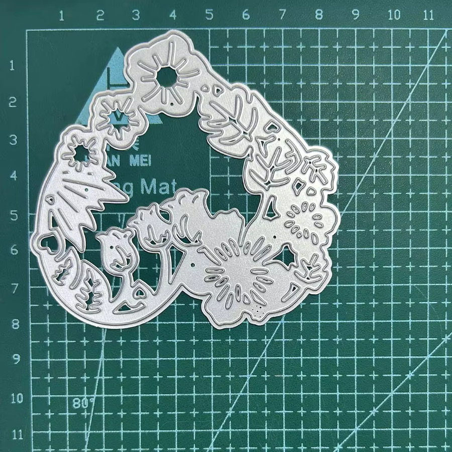 Metall Stanzform Herz Kranz mit Blumen für Scrapbooking und DIY Bastelarbeiten - Bild 2
