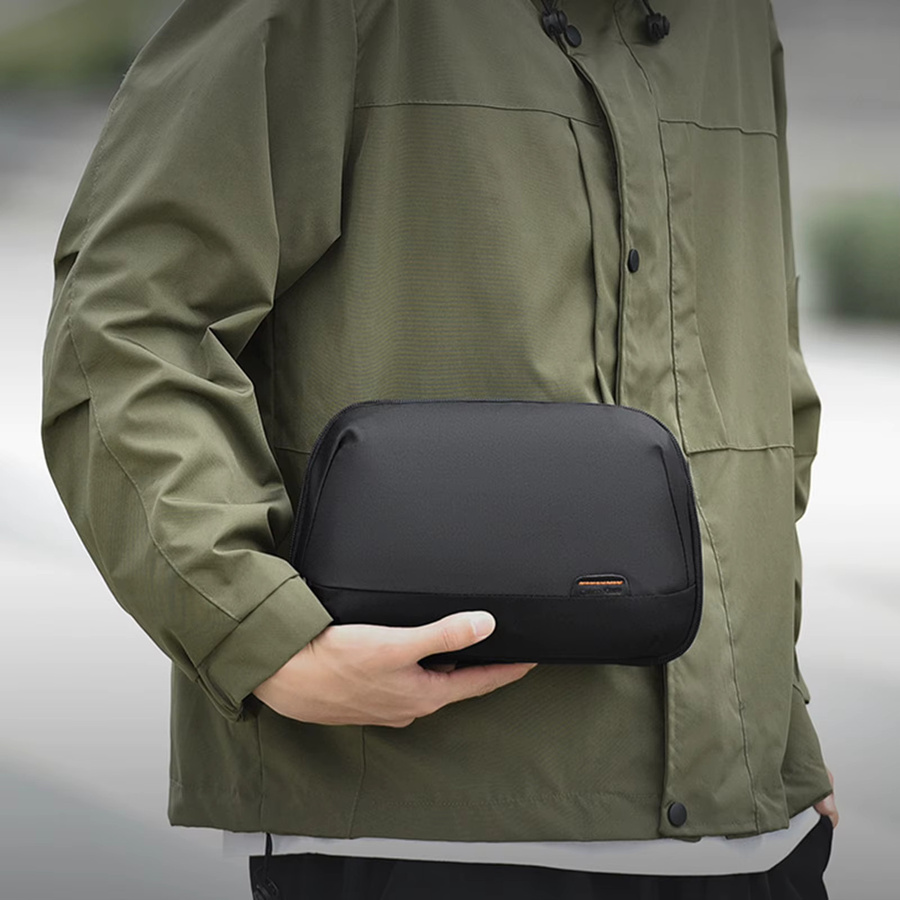 Wasserdichte digitale Organizer-Tasche als tragbare Reisekabel-Aufbewahrungstasche mit mehreren Fächern für Ladegeräte und Kopfhörer in Schwarz oder Grau - Bild 5