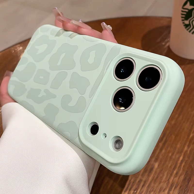 Loobival Handyhülle mit Leopardenmuster für iPhone 15 16 17 Pro Max und weitere Modelle aus mattem Flüssigsilikon in Orange - Bild 3