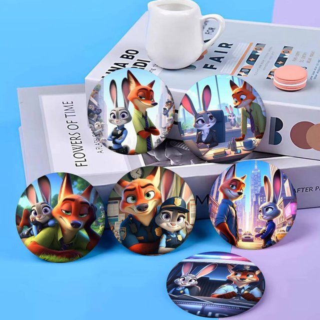 Brosche Zootopia 2, Emaille-Pin, rund - Bild 1