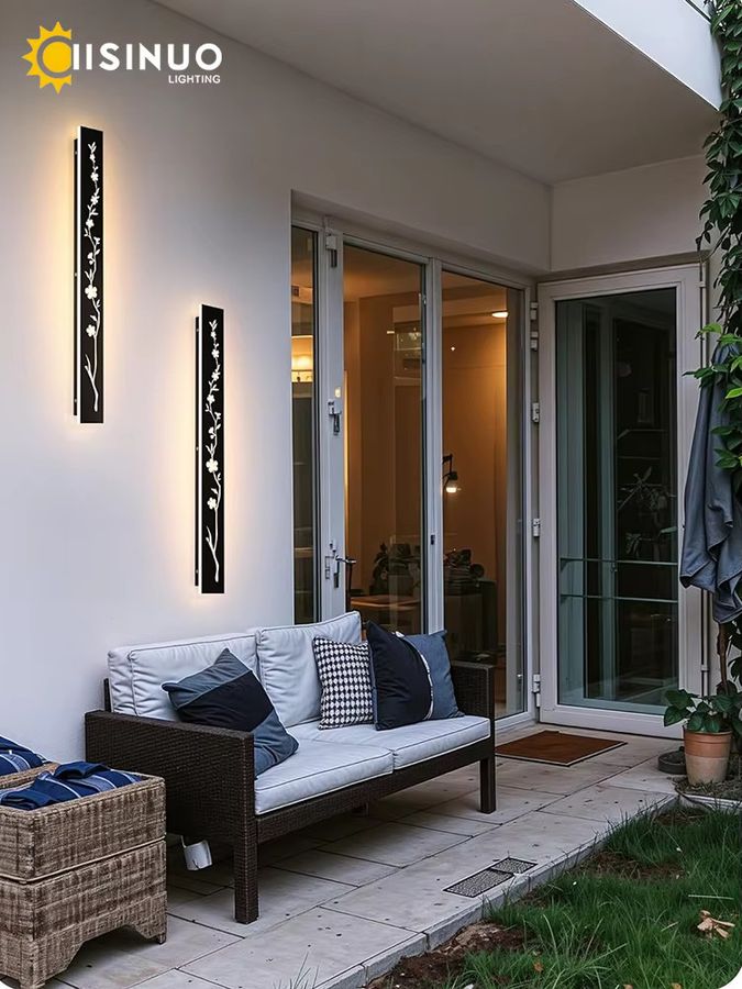 IISINUO LED-Wandleuchte aus Edelstahl in Schwarz mit Pfirsichblumenmuster, IP67 wasserdicht, wandmontiert - Bild 6