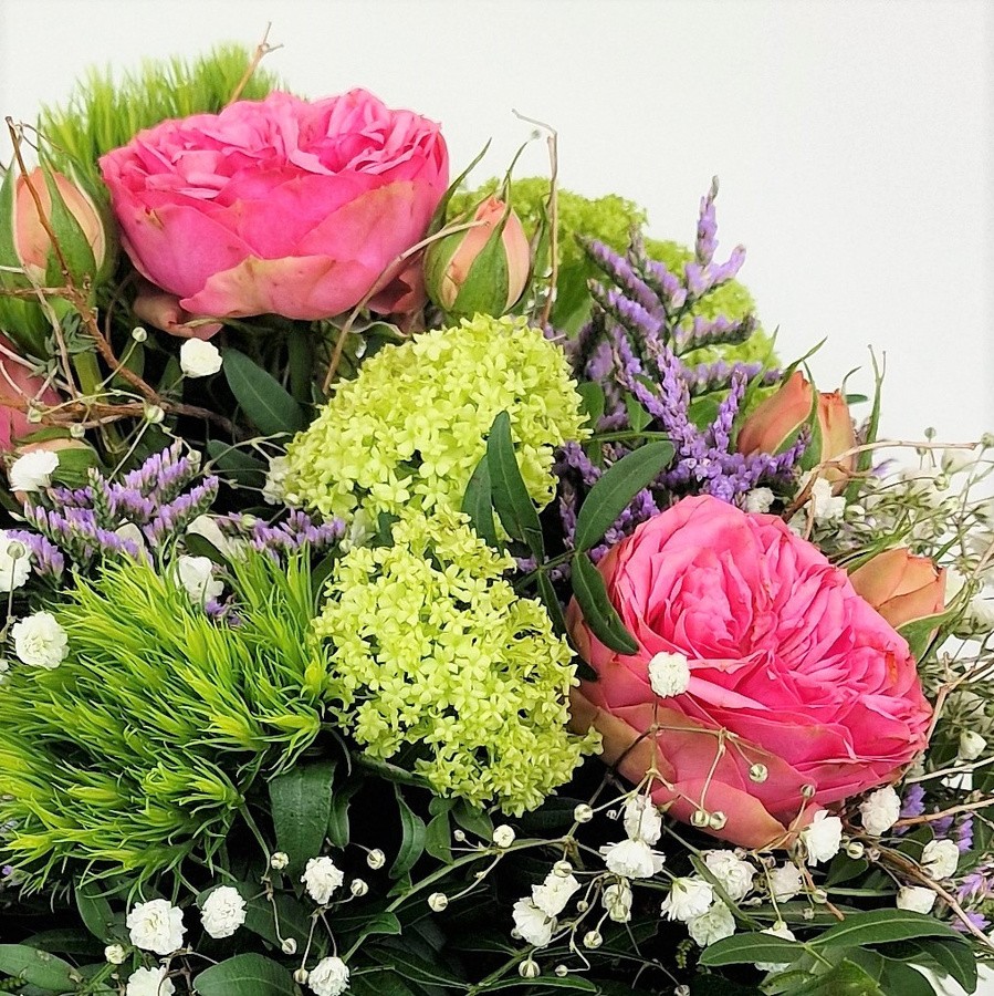 Blumenversand Edelweiß Blumenstrauß Rosen Pink Greenery Gypsophila - Bild 2