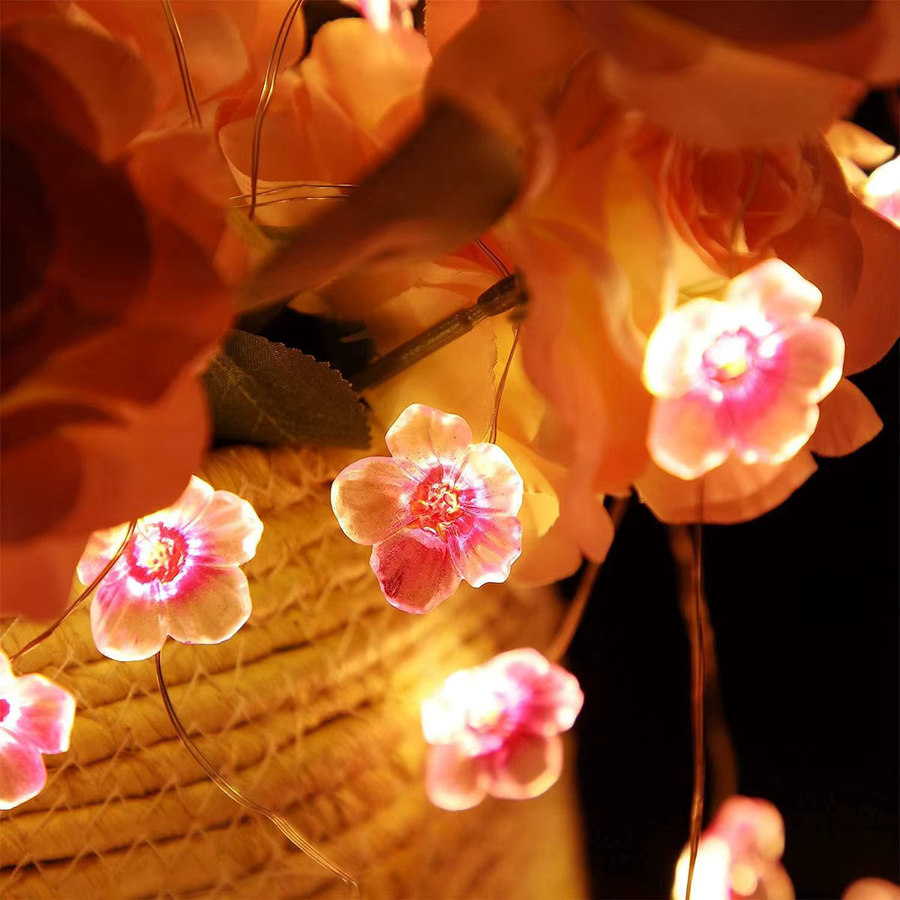 Peach Forest Kirschblüten Lichterkette mit LED in Rosa, batteriebetrieben für deine Wanddekoration im Schlafzimmer - Bild 3