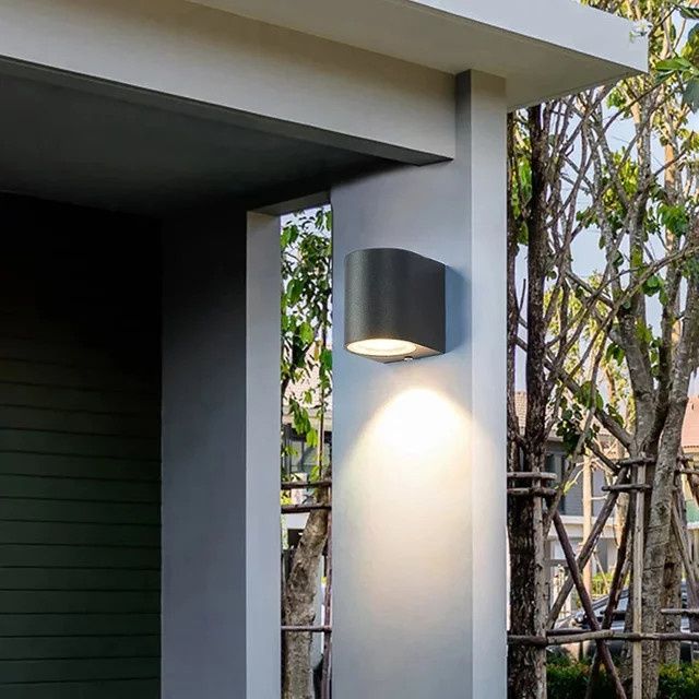 OSABO LED Außenwandleuchte in Schwarz, IP65 wasserdichte Up-Down Wandlampe für Garten und Veranda, modernes Zylinder-Design mit warmweißem Licht - Bild 1