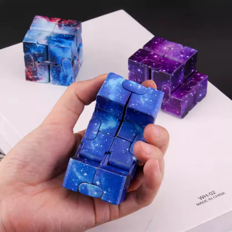 Infinity Magic Cube Sternenhimmel, Quadratisches Puzzle-Spielzeug, Weltraum - Bild 3