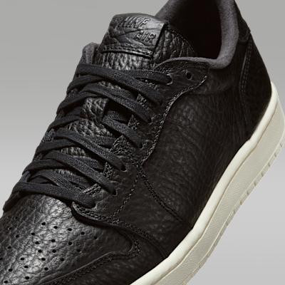 Air Jordan 1 Retro Low Swooshless, Schwarz, 47.5 - Bild 3
