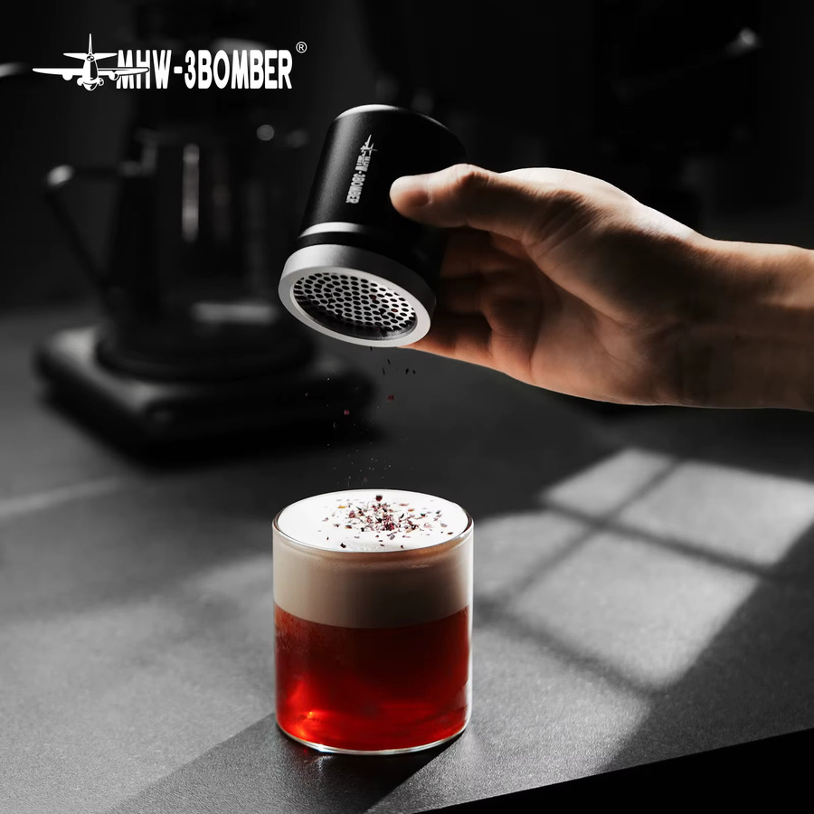 MHW-3BOMBER Shark Powder Shaker Schwarz mit magnetischem Aluminiumdeckel und drei austauschbaren Sieben für Kaffee und Backen - Bild 4