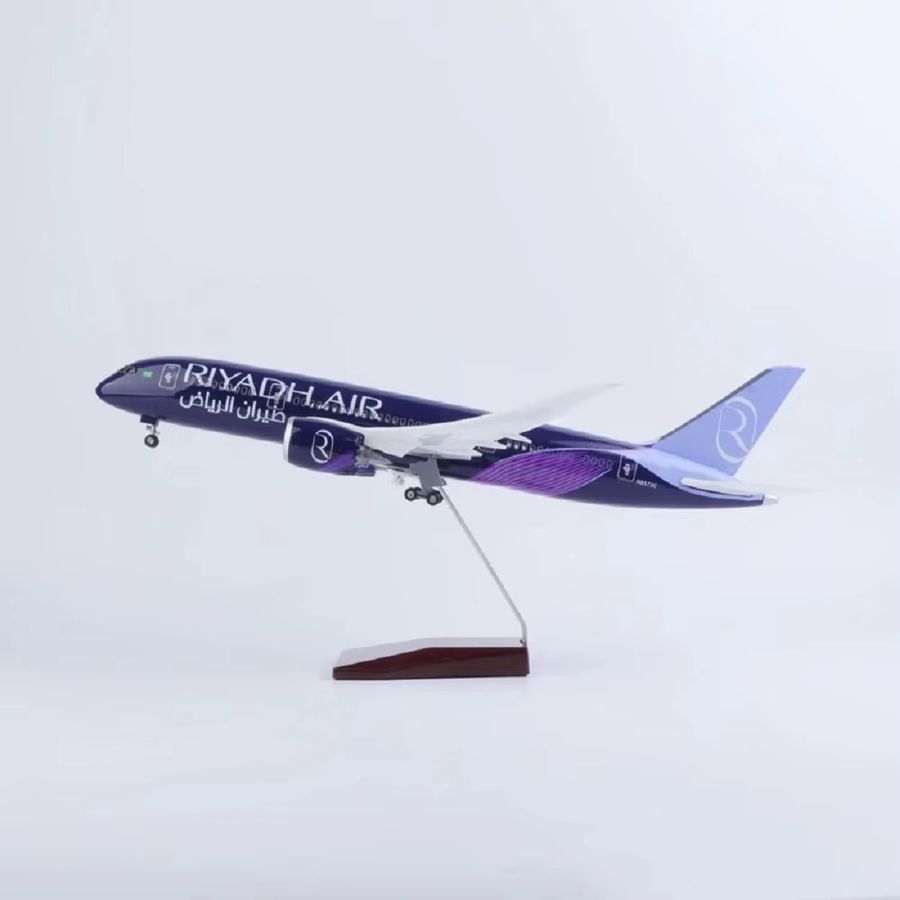 ZOCO Riyadh Airways B787 Flugzeugmodell mit Fahrwerksständer, Länge: 47 cm - Bild 1