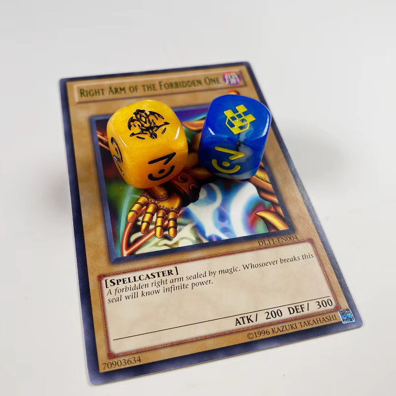 Bandai Yu-Gi-Oh! Kuriboh Hexenzauberer Potterie Cyber Drachen-Harz Gravierte Mehrseitige Würfel Sky Striker Ace Schadenszähler Brettspiel, Bunt / Mehrfarbig - Bild 2