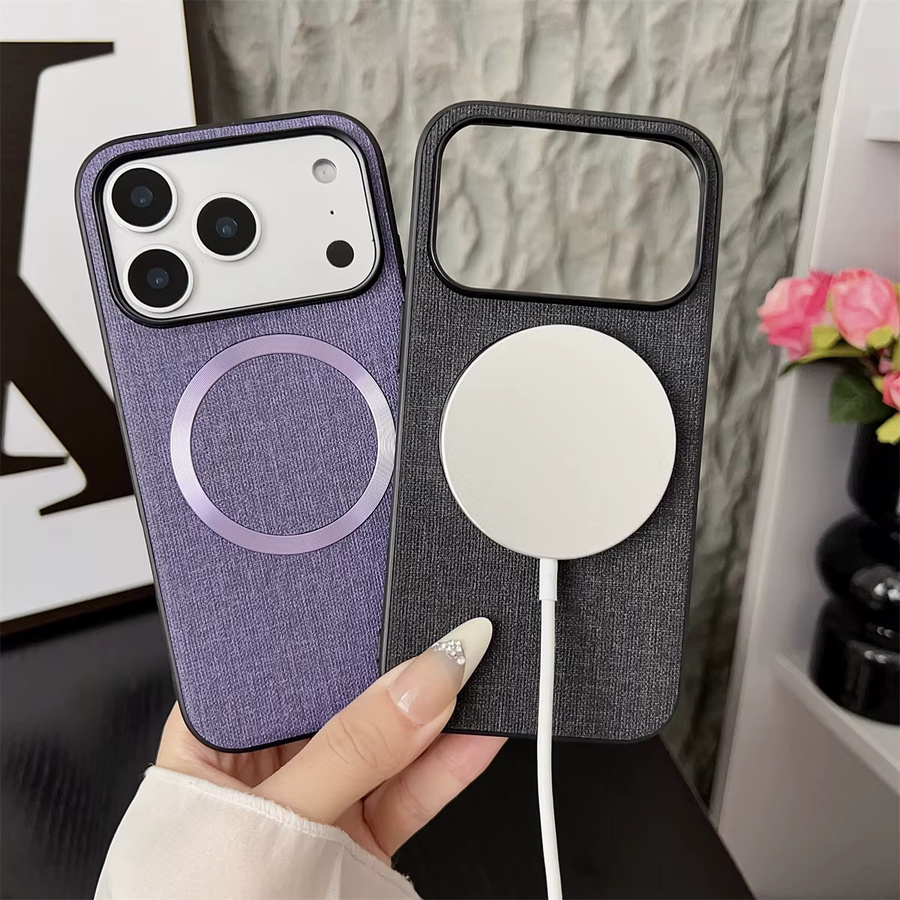 Luxuriöse KELAPA Handyhülle aus Stoff und Leder für iPhone in Blau mit magnetischer kabelloser Ladefunktion - Bild 2