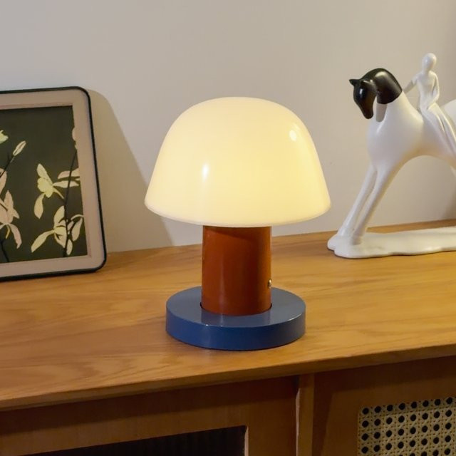 Topwinson Pilz Tischlampe mit integriertem LED Licht und Touch Schalter, wiederaufladbare Nachtlampe für Schlafzimmer, Wohnzimmer und Outdoor - Bild 1