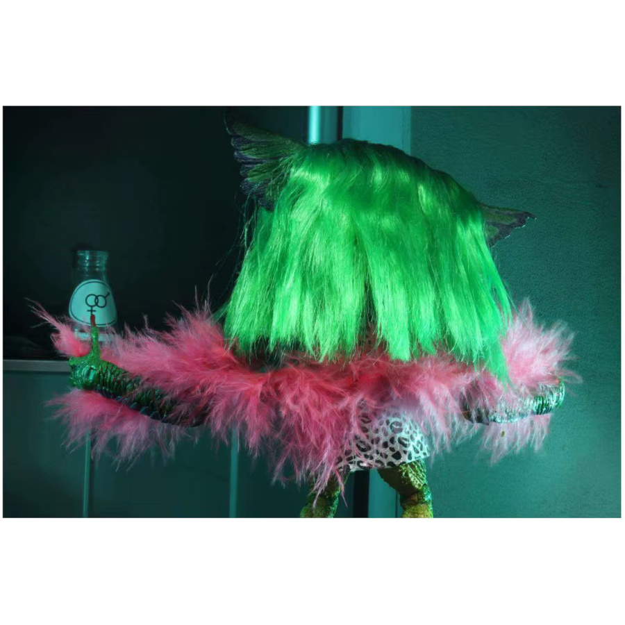 NECA Gremlins 2 Greta, Actionfigur, 15 cm - Bild 3