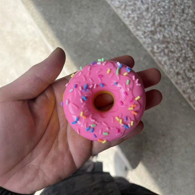 Needoh Donut TPR Squishy Fidget Spielzeug, Weich zum Kneten - Bild 1