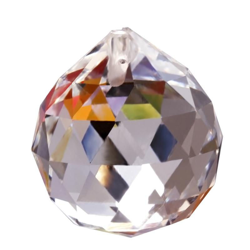 Facettierter Feng Shui Kristall Sonnenfänger aus K9 Kristall in klar und transparent als hängende Kugel mit 50mm Durchmesser - Bild 3
