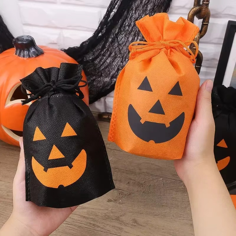 30 Stück Halloween Kürbis Süßigkeiten Taschen aus Vliesstoff mit Kordelzug in Schwarz für Kinder Party Gastgeschenke - Bild 2
