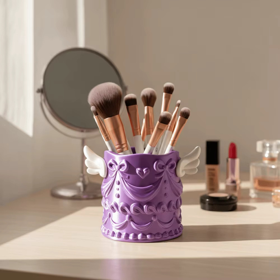Luxus Make-up Pinselhalter mit Relief-Design in Schwarz aus Kunststoff als Kosmetik-Organizer für deinen Schreibtisch - Bild 1