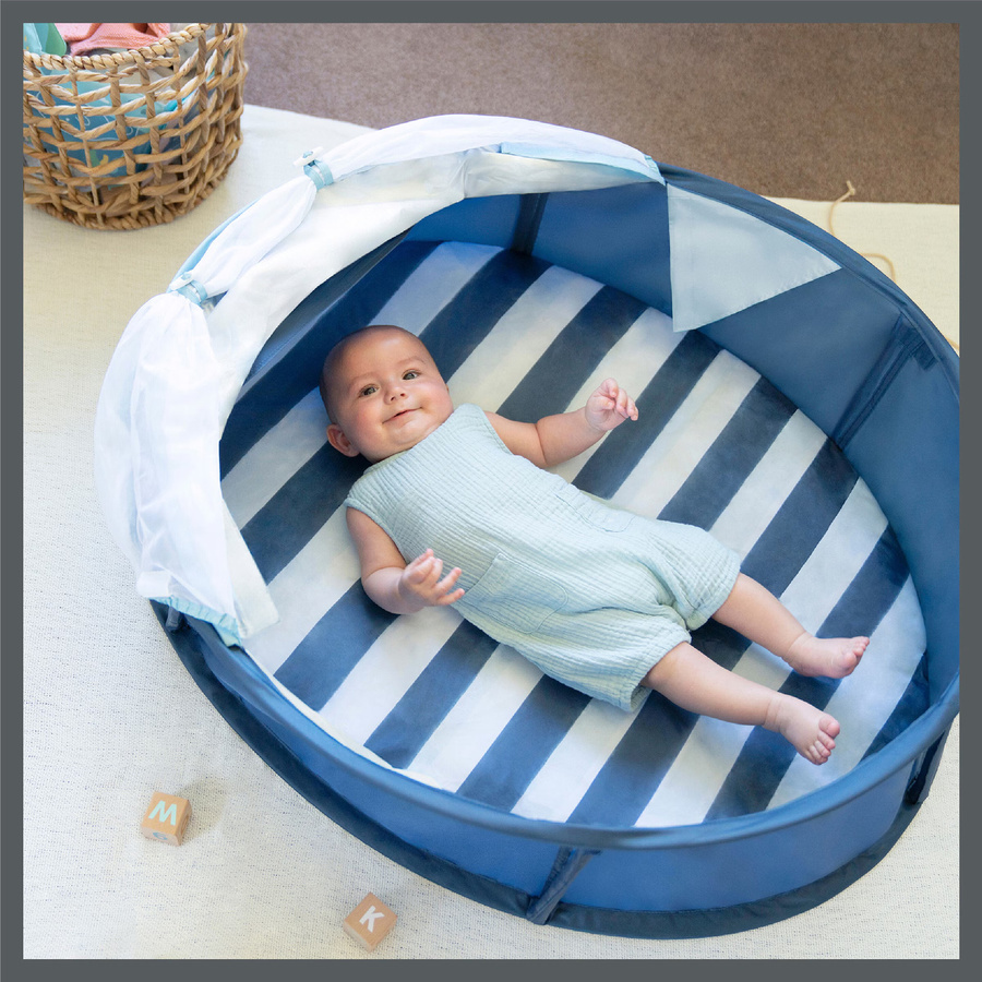 Babymoov Babyni 2in1 Strandmuschel und Reisebett mit UV-Schutz 50+ in Weiß-Blau - Bild 2