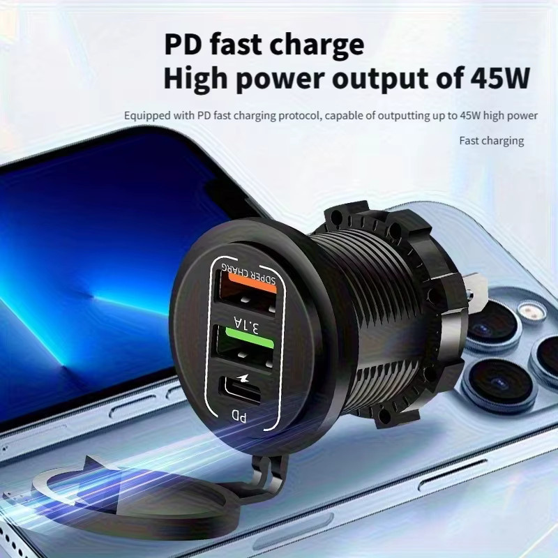 Wasserdichtes 4-Port Autoladegerät in Schwarz mit Dual PD USB-C und Dual QC 3.0 USB Anschlüssen sowie Voltmeter für 12V/24V Auto und Boot - Bild 2