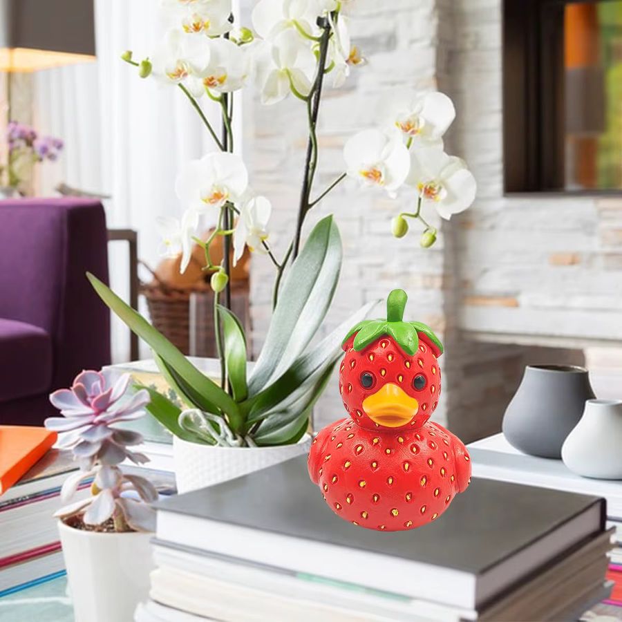 Niedliche Erdbeer-Ente Skulptur aus Kunstharz als dekorative Figur für Schreibtisch, Büro oder Auto - Bild 2