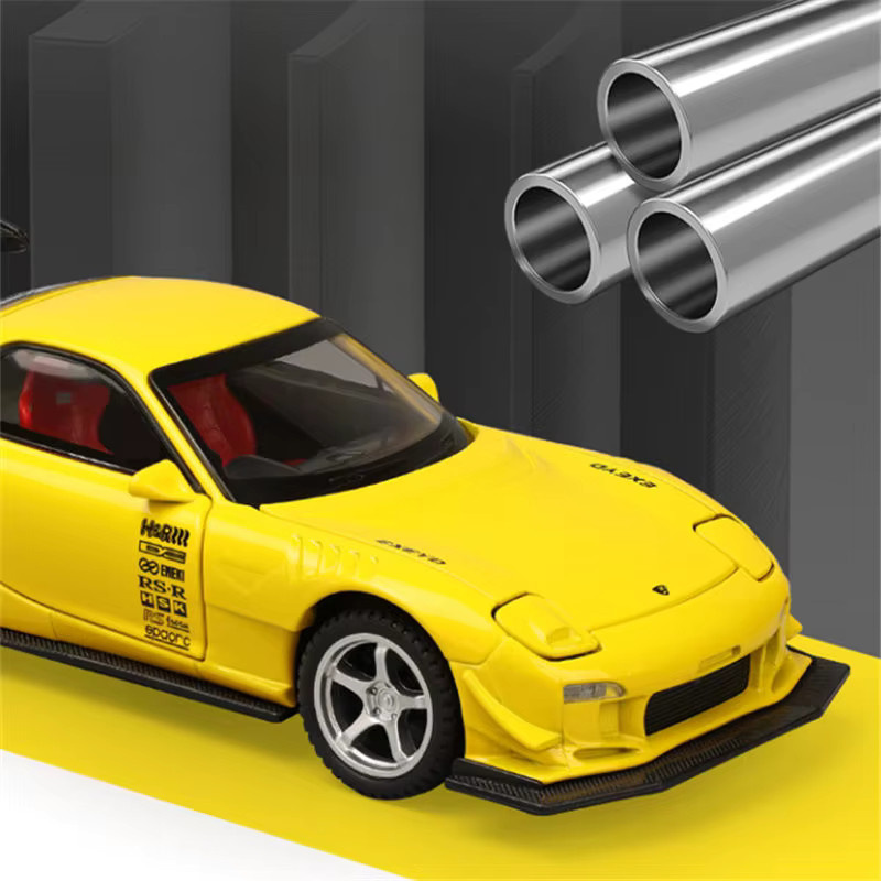 MAKEDA Mazda RX7 FD3S Super-Sportwagen Modell, 1:32, Metall, mit Sound und Licht - Bild 1