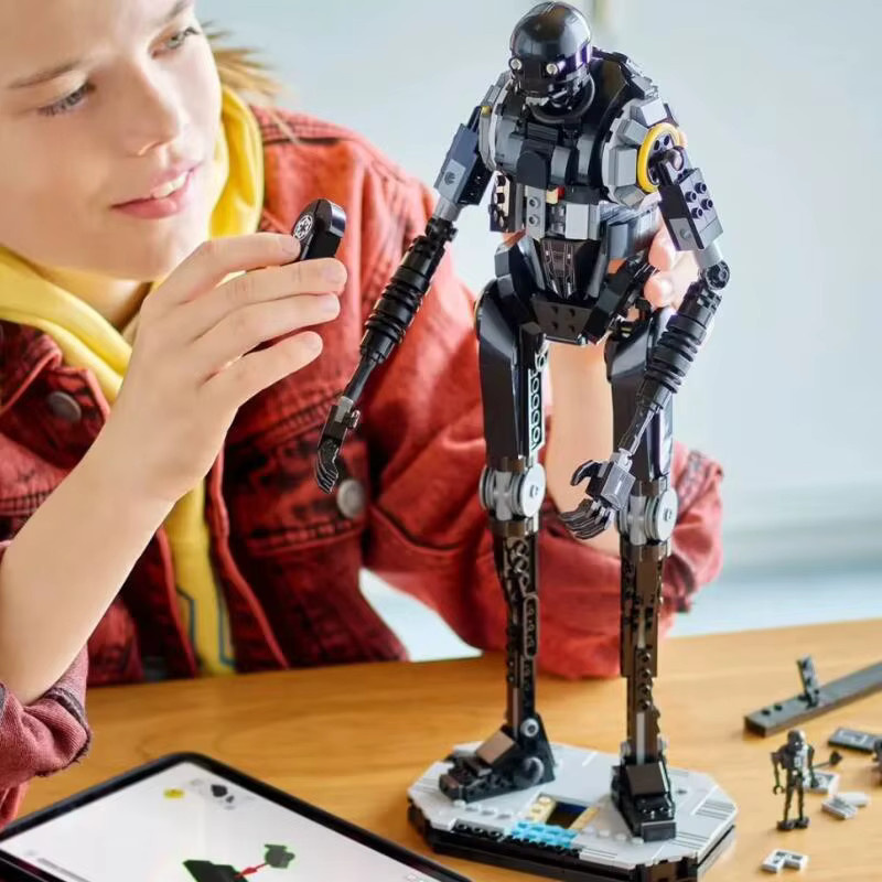 Hot Toys Star Wars Ando K-2SO Sicherheitsdroide Roboter-Baukasten, 845 Teile, ab 14 Jahren - Bild 4