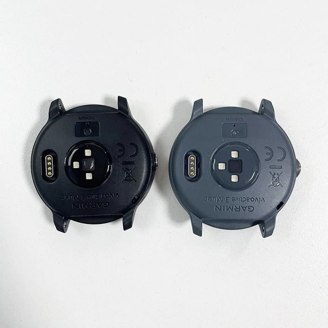 Garmin Vivoactive 3 Ersatz-Rückseite mit Herzfrequenz-Sensor in Schwarz und Blau - Bild 1