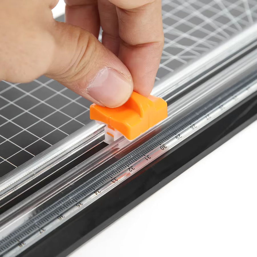 Shunmaii Papier Cutter und Foto Trimmer für A3/A4 mit Kunststoffbasis und Rotationsklinge in Schwarz - Bild 4