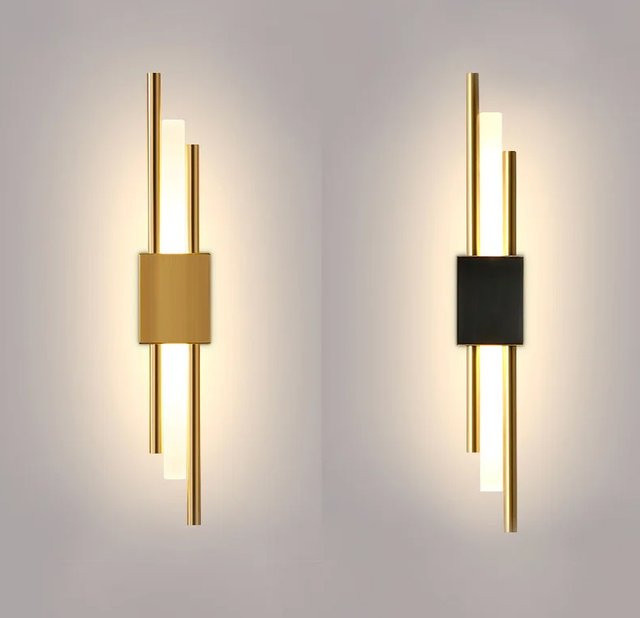 Moderne LED-Wandleuchte von Ramalho in Gold/Messing für Wohnzimmer, Schlafzimmer und Badezimmer - Bild 1