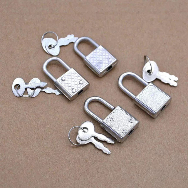 5er-Set Mini-Vorhängeschlösser aus Metall in Silber für Tagebuch, Notizblock und Gepäck, B/H: 32 x 17 mm - Bild 1