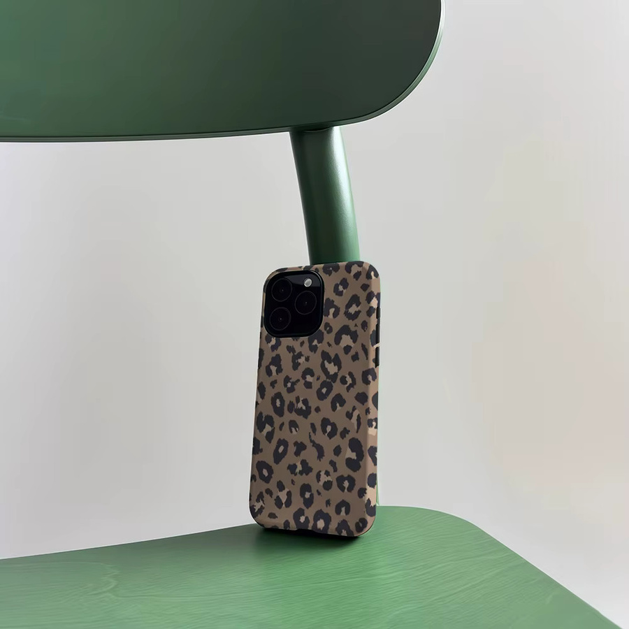 CaseLumi Matte Bumper Schutzhülle mit MagSafe Kompatibilität für iPhone 17 16 15 14 13 Pro Max in Beige mit Leopardenmuster - Bild 4