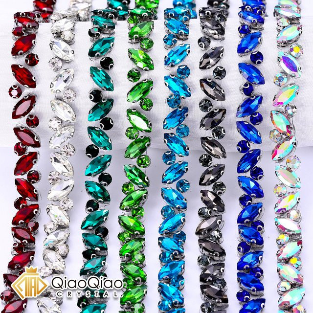 QIAO Kristall-Strassbesatz zum Aufbügeln in 8 Farben, 1 Yard glänzendes Strassband für DIY-Reparaturen an Kleidung, Schuhen und Taschen, Multicolor/Transparent - Bild 1