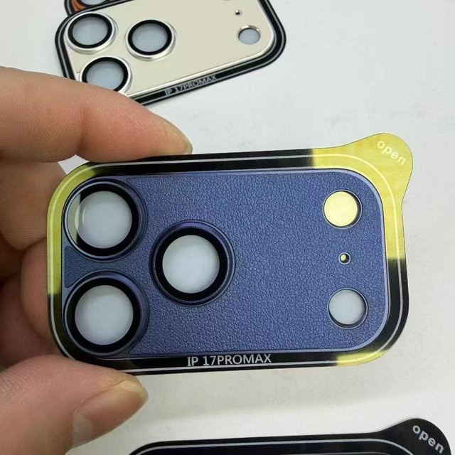 Leder-Schutzhülle für iPhone 17 Pro und iPhone 17 Pro Max mit gepanzertem Kameraobjektivschutz und gehärtetem Glas in Schwarz oder Blau - Bild 1