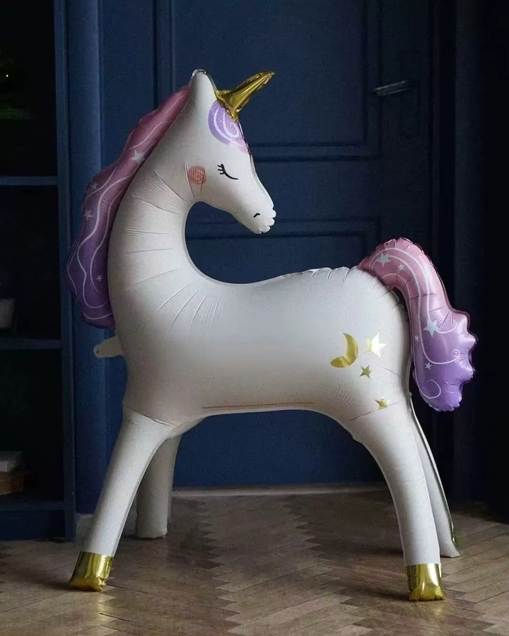 FEMAILY 3D stehende Aluminiumfolienballons mit Retro Einhorn und Holzpferd Motiv für deine Geburtstagsfeier in Multicolor - Bild 3