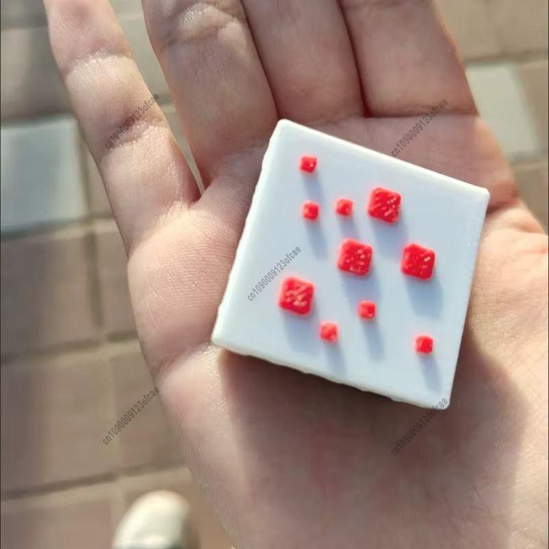 MINISO Kuchen Modell im Pixel-Stil aus Kunststoff als 3D-gedrucktes Mini-Ornament für Schreibtisch und Display - Bild 5